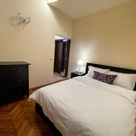 Central Apartment W/ Fire Place - Ground Floor Bucarest Exterior foto