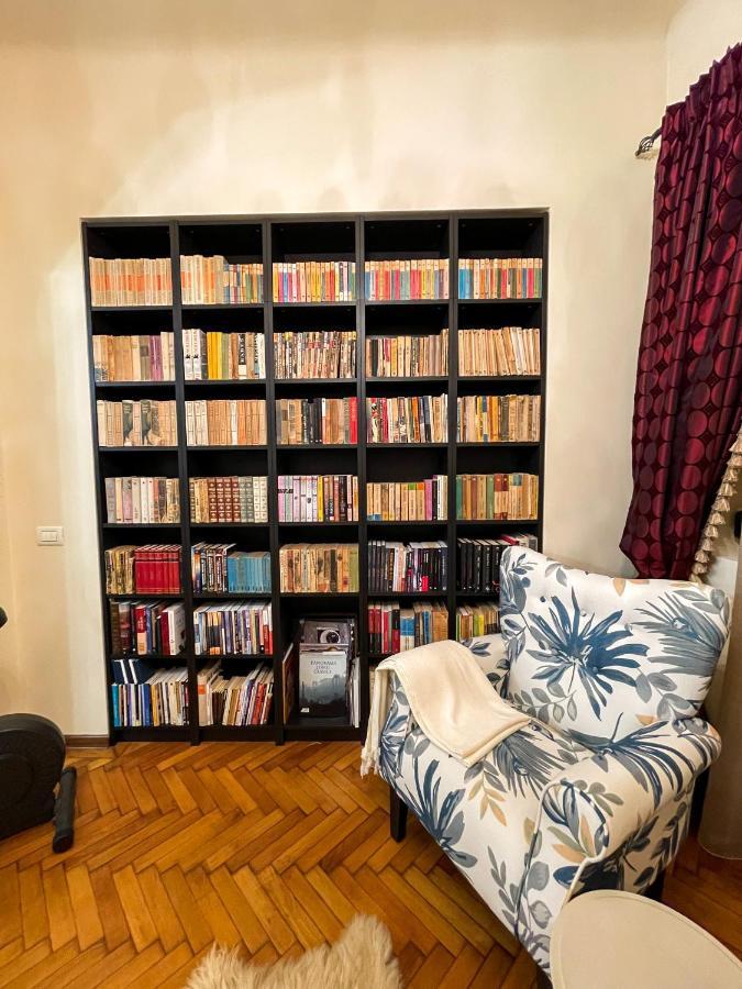 W/ Fire Place - Ground Floor Apartamento